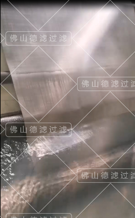 不锈钢网正在酸洗 不锈钢网正在酸洗